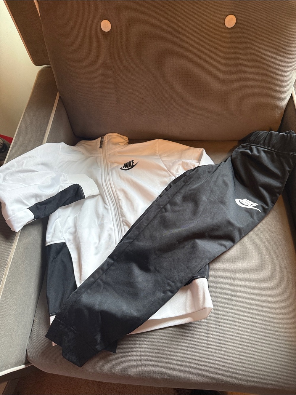 Nike Kids Black and White Athletic Matching Set